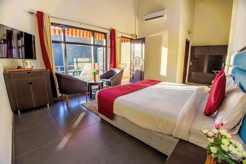 Hotel Vaapi Comfort inn - Image 1