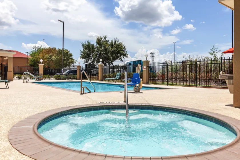 Candlewood Suites Houston North I45 by IHG - Image 1