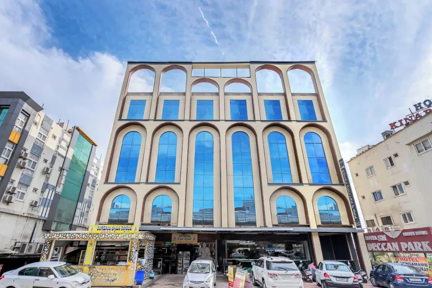 Hotel SM Deccan Park Airport Zone Hyderabad shamshabad - Image 1