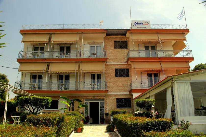 GIOTA ROOMS - Image 1