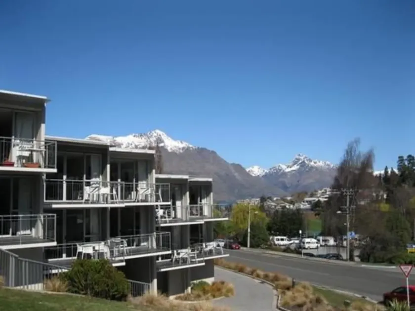 The Whistler Holiday Apartments - Image 1
