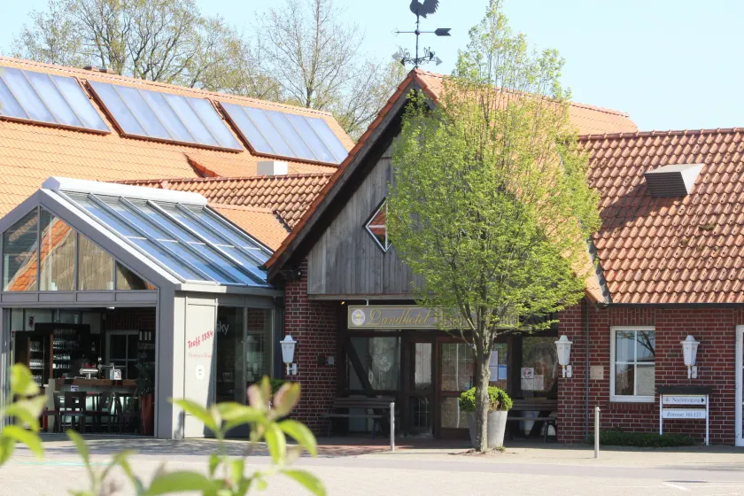 Landhotel Hermannshöhe - Image 1