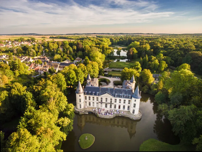 Château D'Ermenonville - Image 1