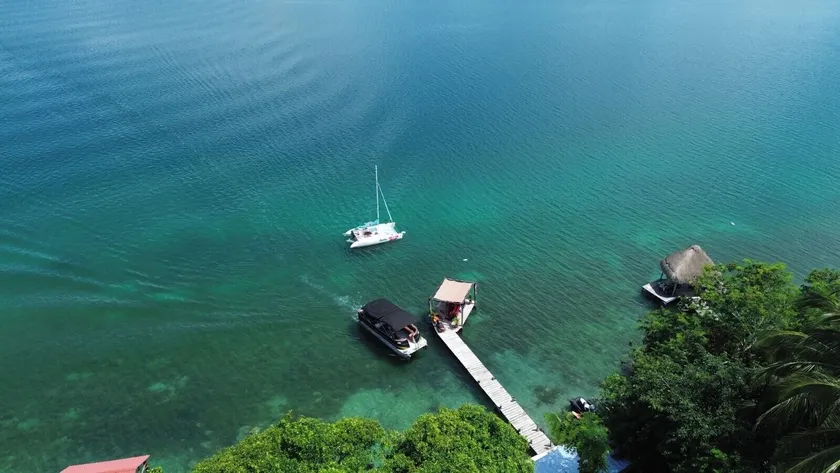XO Frente Laguna Bacalar -Gratis Kayyaks - Image 1