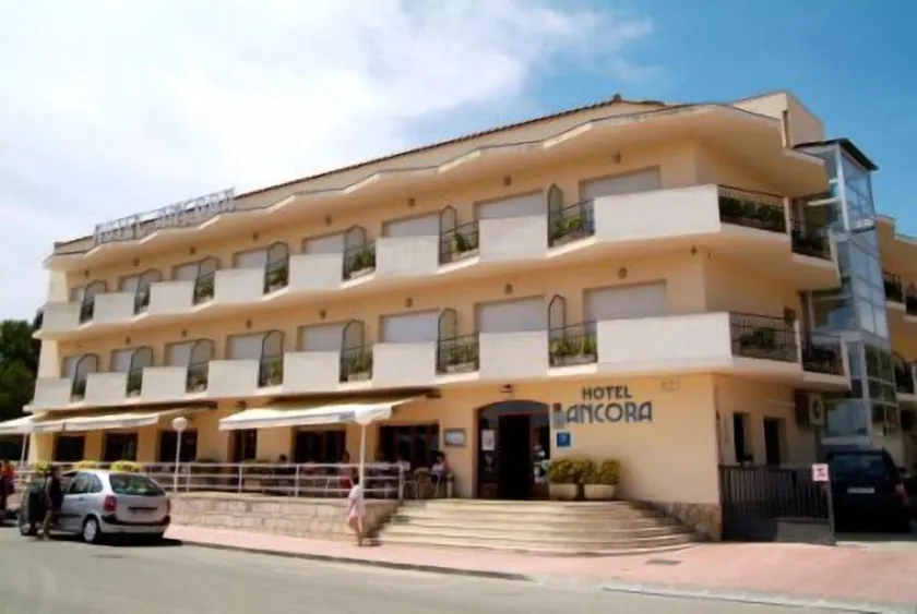 Hotel Ancora - Image 1