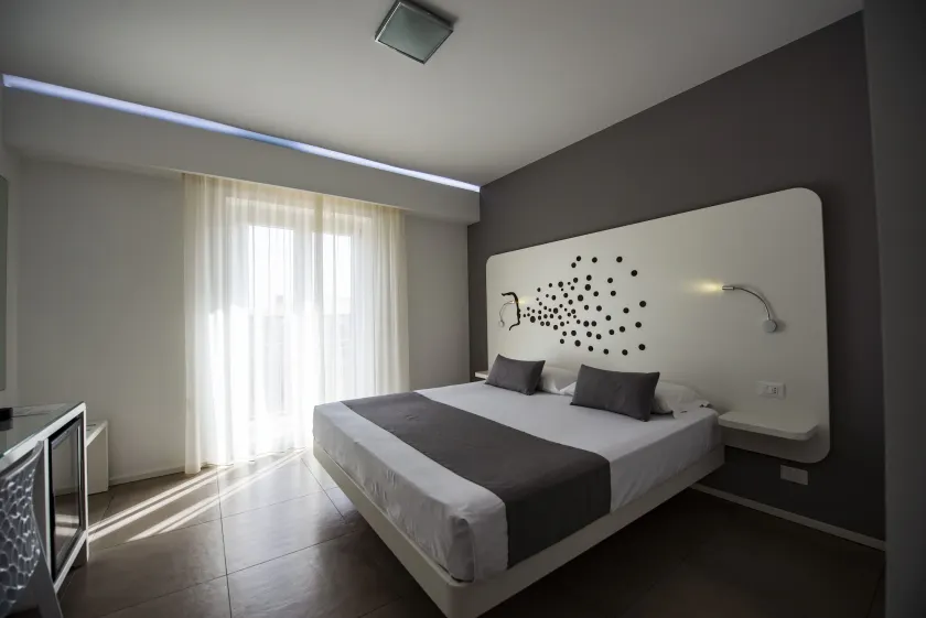 Aether Suites Tropea - Free Private Parking - Image 1