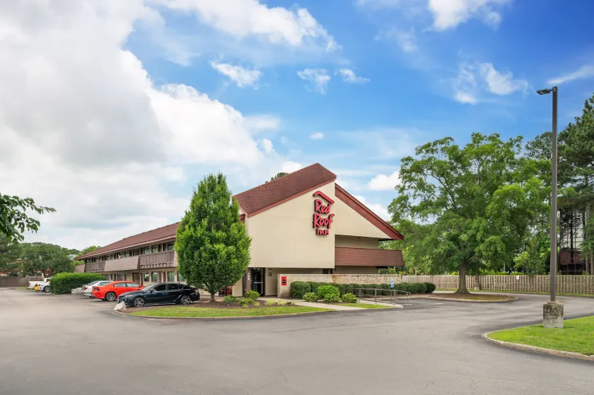 Red Roof Inn Virginia Beach - Image 1