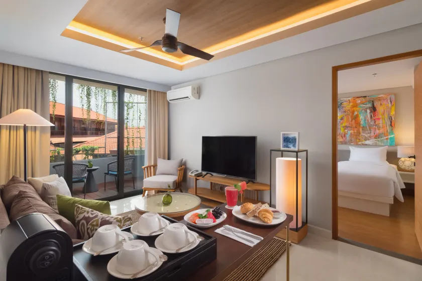 Beachwalk Residence - Image 1