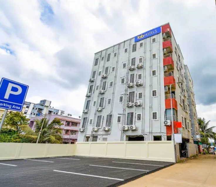FabHotel SRH - Image 1