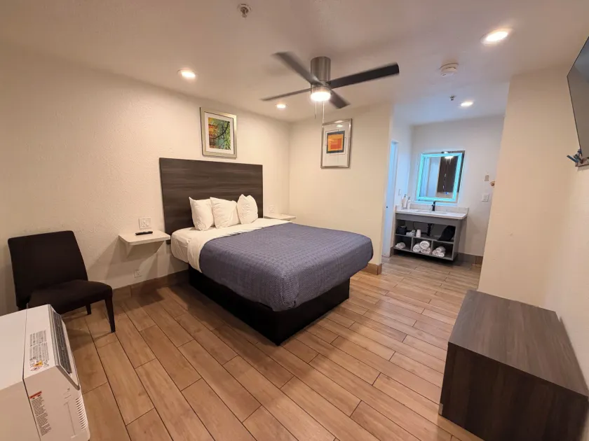  SurfSide Stay Morro Bay - Image 1