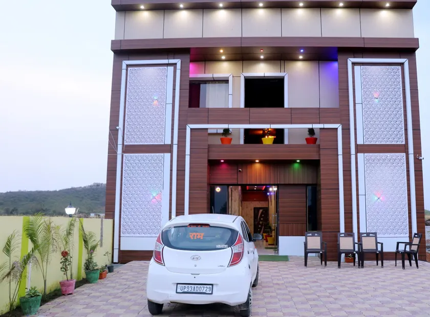Hotel krishna manu place - Image 1