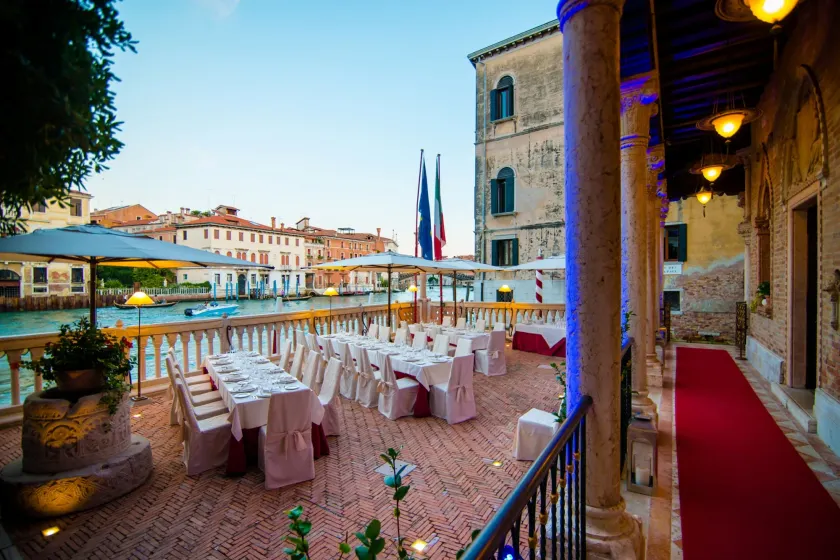 Hotel Palazzo Stern - Image 1