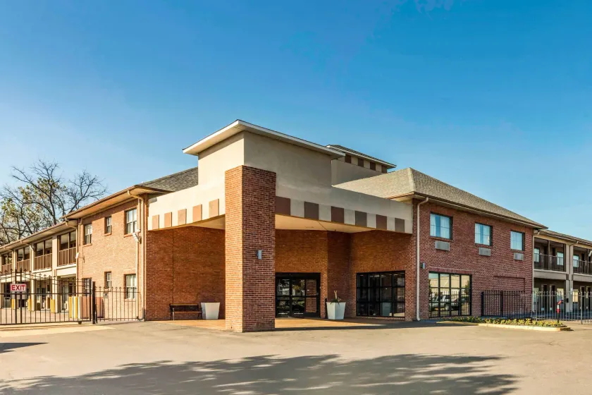 Quality Inn Memphis Airport - Image 1