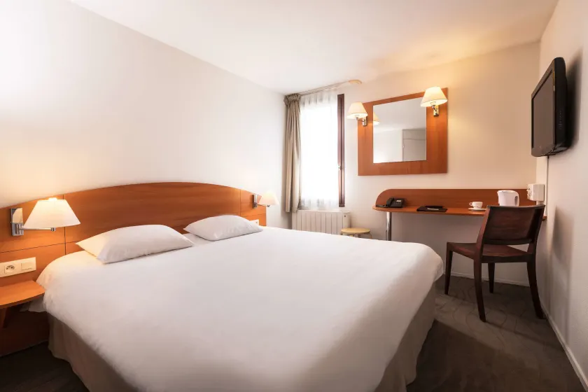 Hôtel Kyriad Caen Sud - Ifs - Image 1
