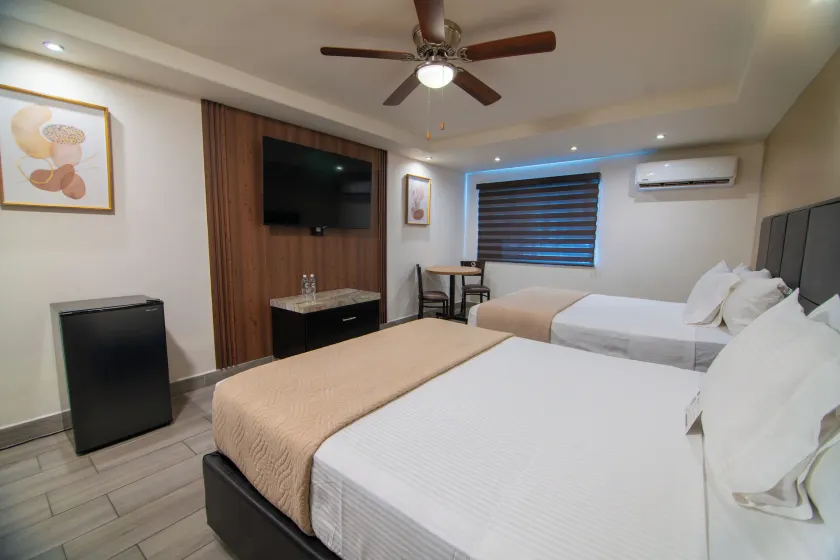Hotel Siesta Real - Image 1