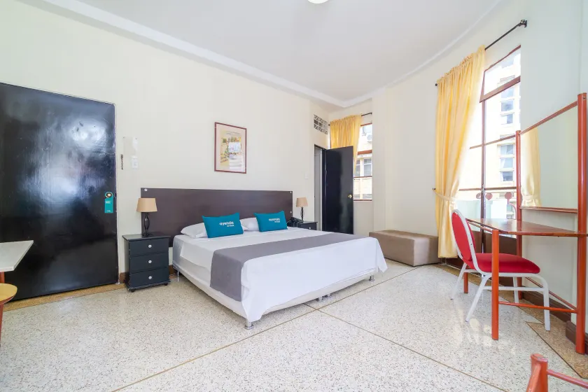 Hotel Astoria Real - Image 1