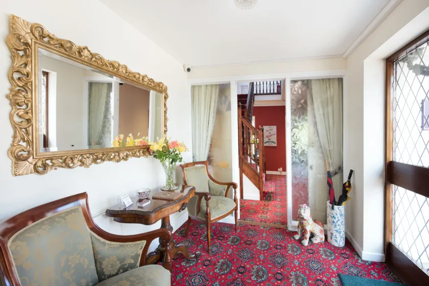 Burswood Guest House - Image 1