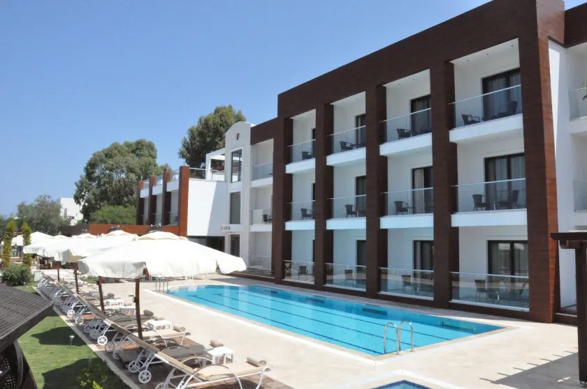 Veltur Turiya Hotel - Image 1