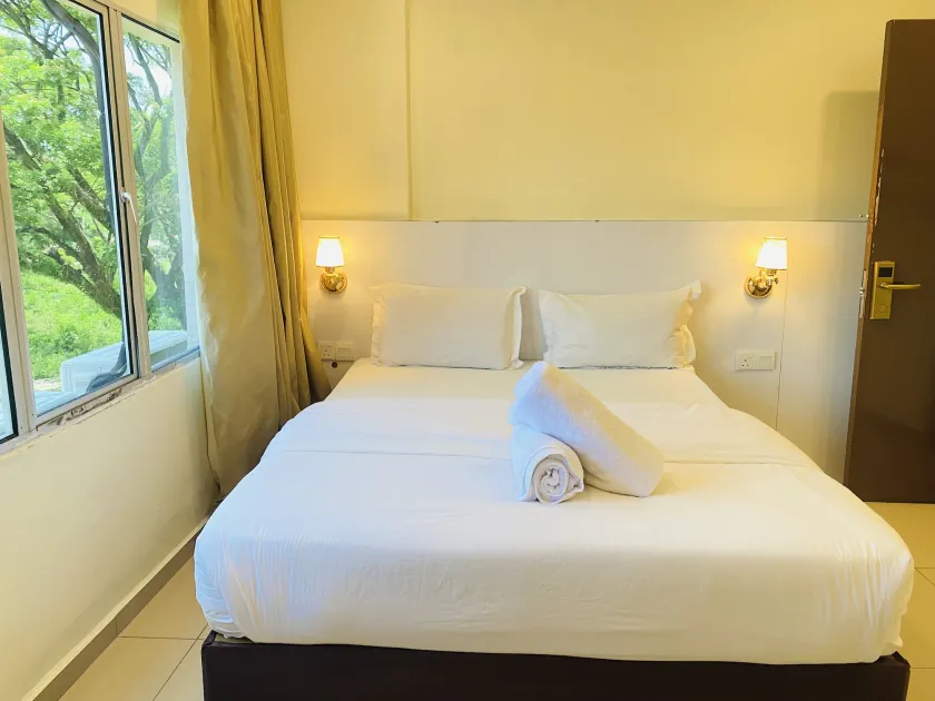 Sunsega Hotel - Image 1