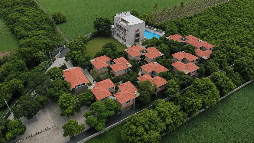 Aqua Terra Resort - Image 1