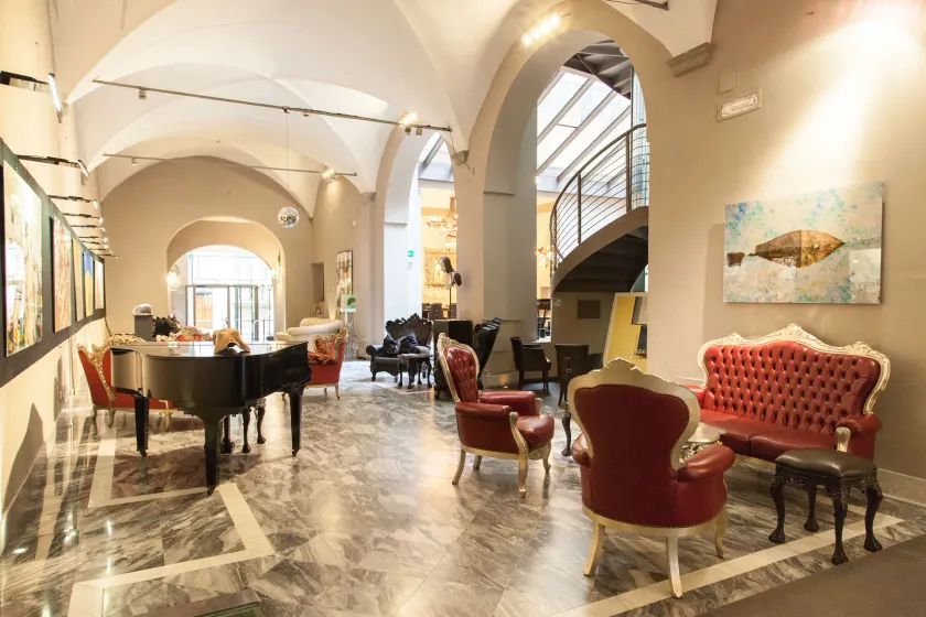 Borghese Palace Art Hotel - Image 1