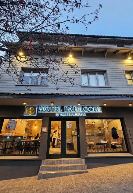 Hotel Bariloche By Tierra Gaucha - Image 1
