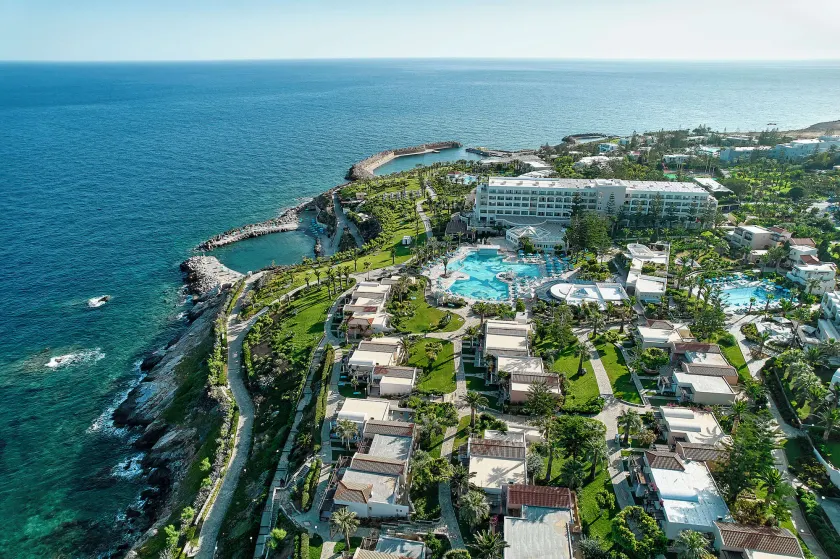 Iberostar Waves Creta Panorama & Mare - Image 1