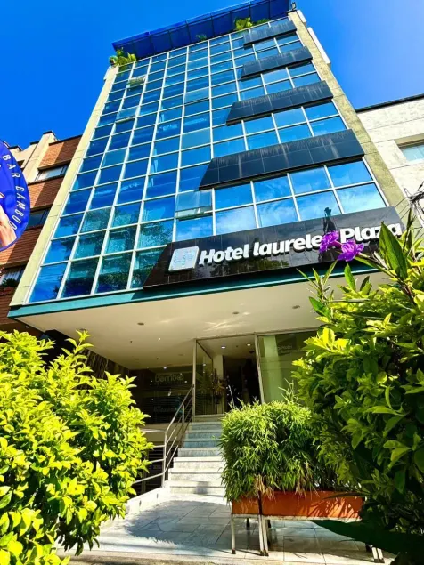 Hotel Laureles Plaza - Image 1