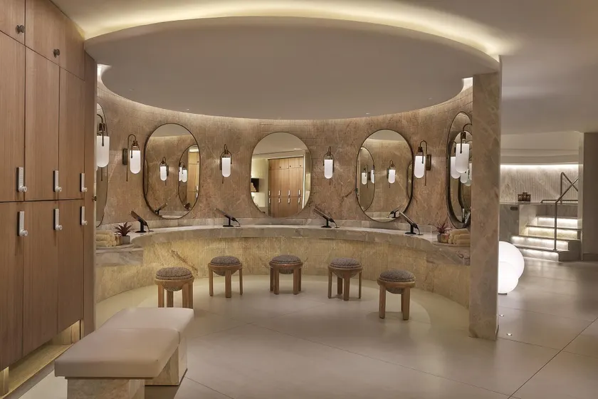 Shangri-La Eros New Delhi - Image 1