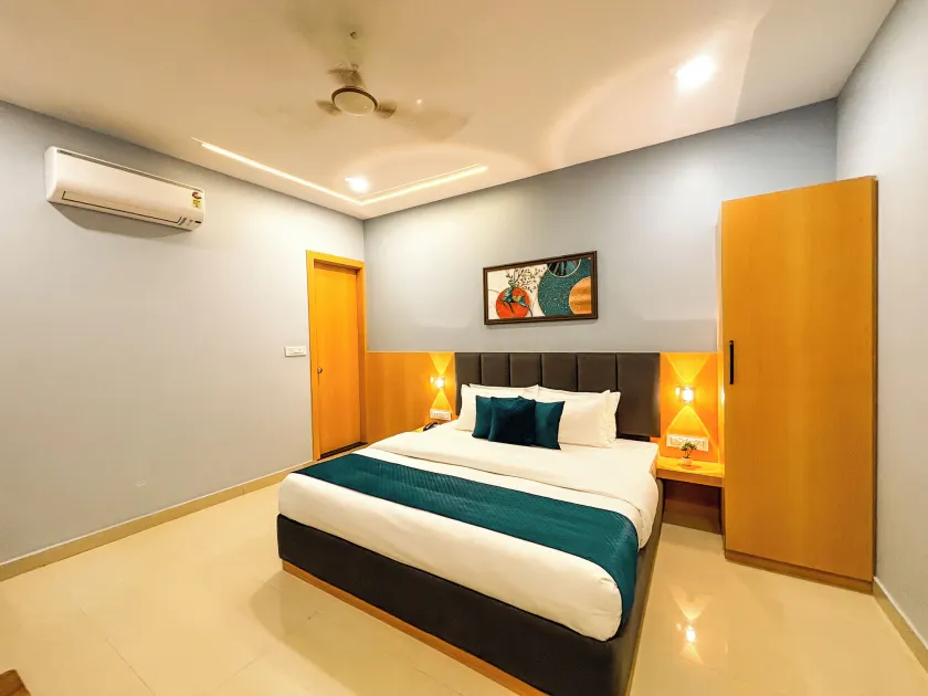 Hotel Manas Inn - Image 1