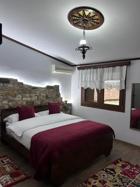 Hotel Berati - Image 1