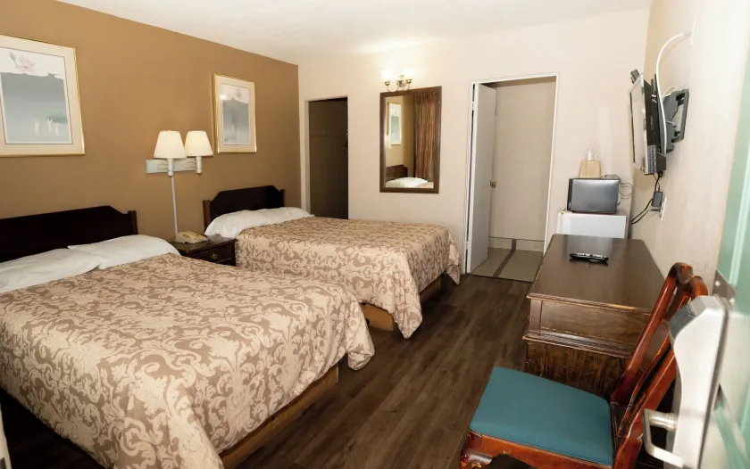Budget Inn Snyder - Image 1