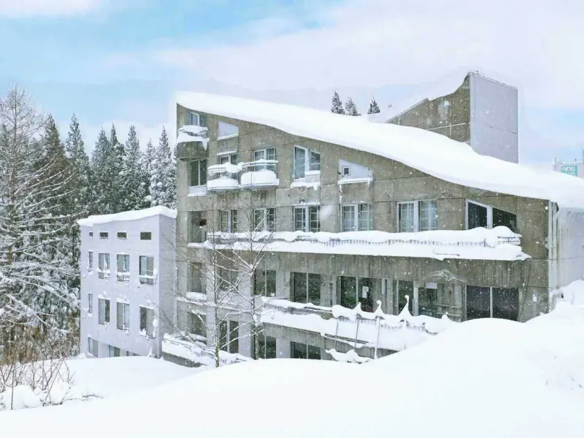 HOTEL ST.MORITZ - Image 1