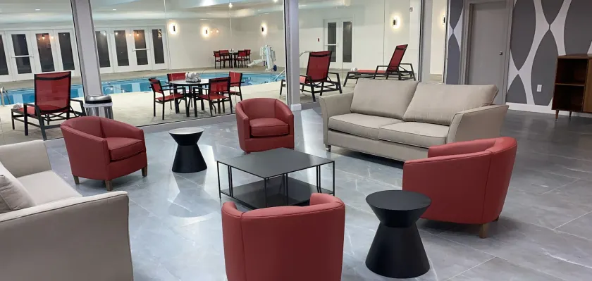 Ramada by Wyndham Hartford North - Bradley Airport - Image 1