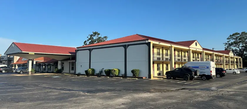 Sunrise Extended Stay - Image 1