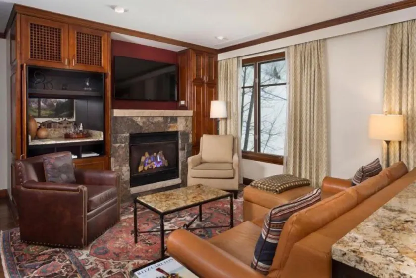 The Ritz-Carlton Club, 2 Bedroom Premier Residence 8403 in Aspen Highlands - Image 1