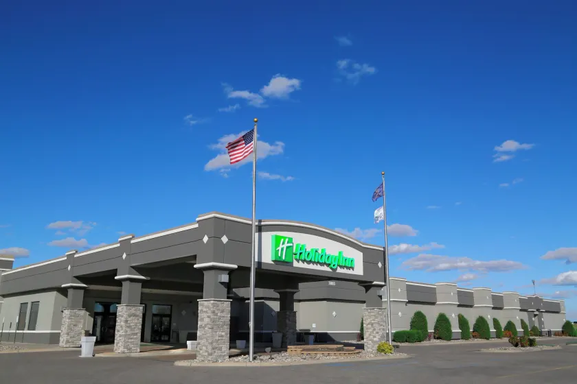 Holiday Inn Fargo by IHG - Image 1