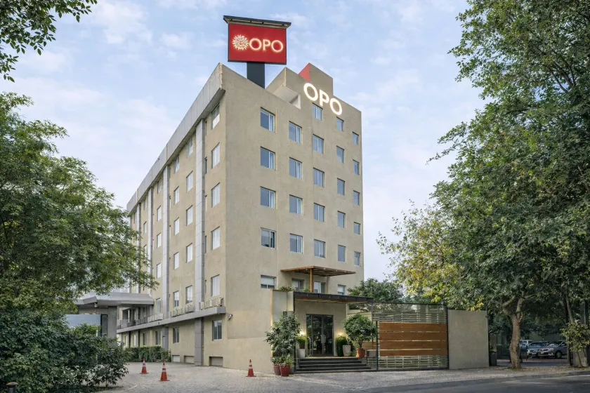 OPO Horizon LYRO , Cyber City Gurgaon - Image 1