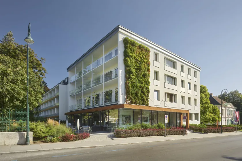At the Park Hotel - Image 1