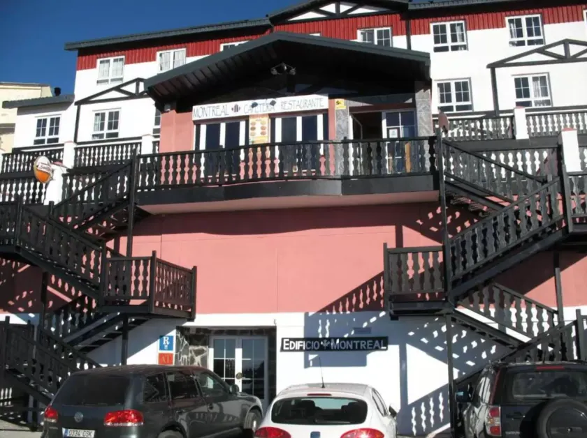 Apartamentos Montreal - Image 1