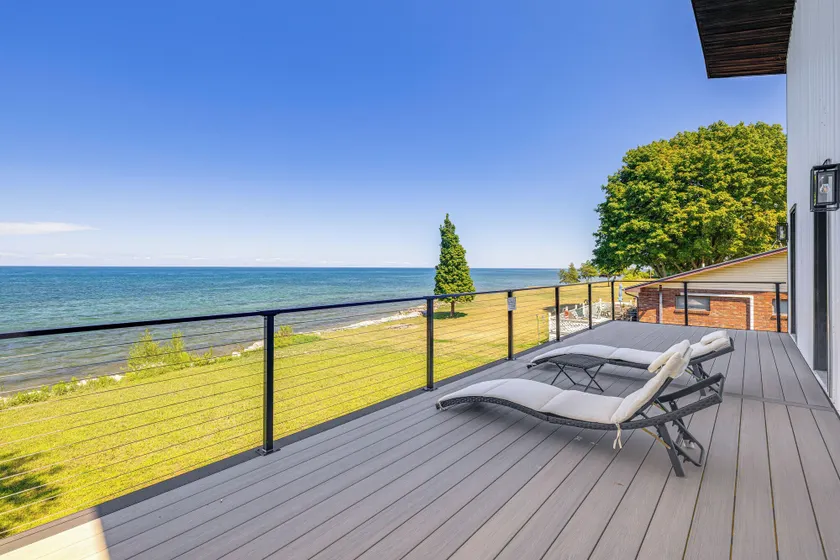 Lake Ontario Hideaway - Nature & Stillness Await! - Image 1