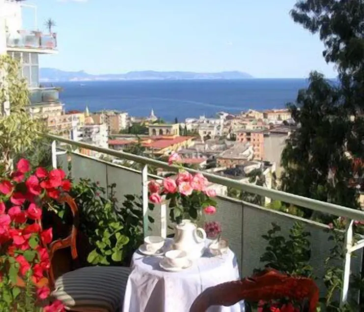 Franca - Image 1