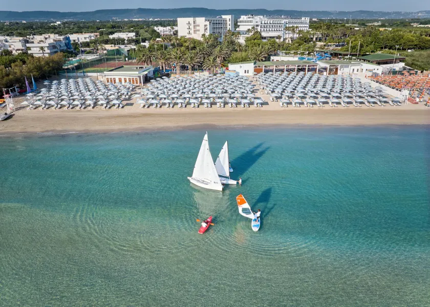 GranSerena Hotel - Image 1