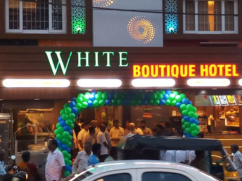 Hotel White Boutique - Image 1