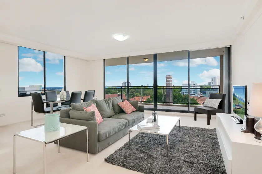 Wyndel Apartments - Herbert - Image 1