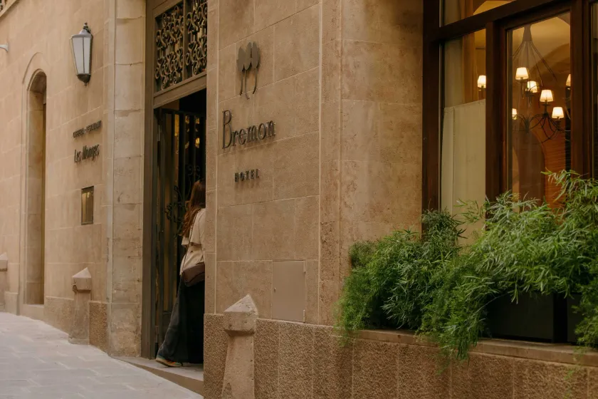 Hotel Bremon by Grup Duquessa - Image 1
