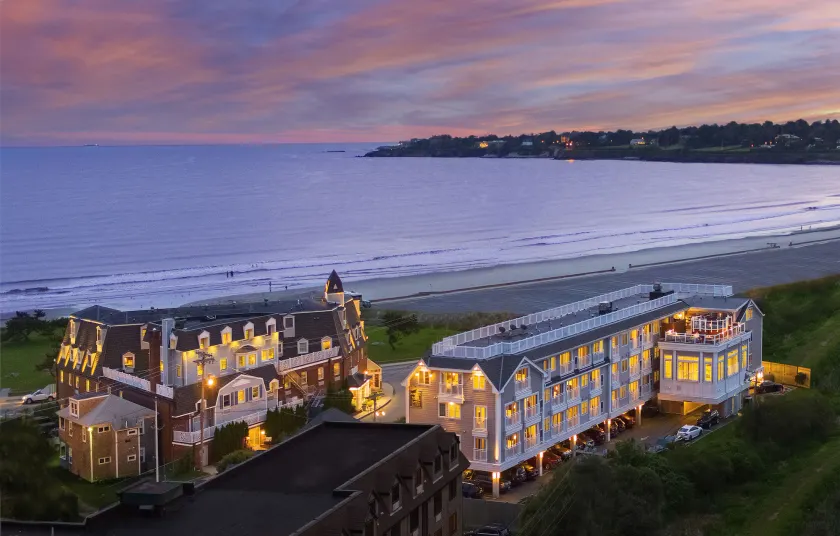 Newport Beach Hotel & Suites - Image 1