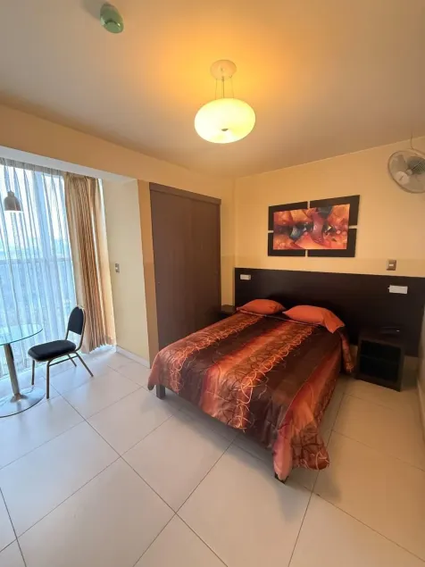 Hotel Reyna - Image 1