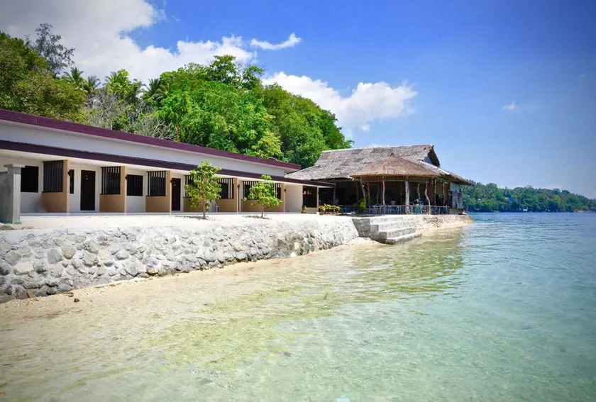 Matutinao Beach - Image 1