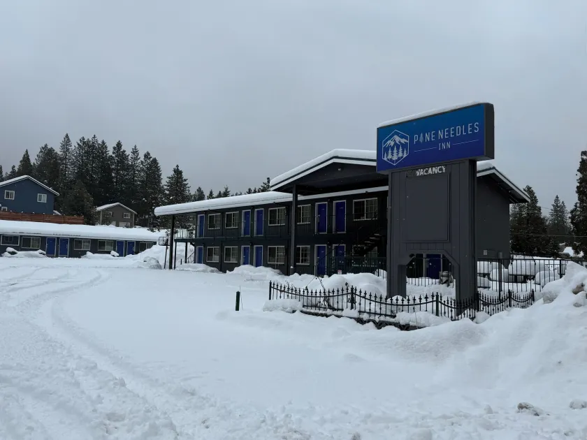 Pine Needles Inn - Image 1
